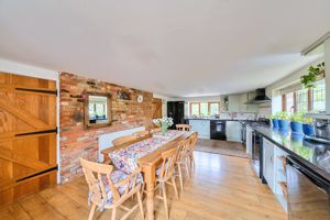 kitchen- click for photo gallery